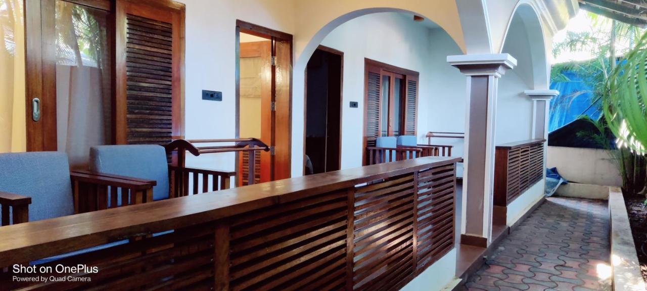 Dunhill Beach Resort Агонда Екстер'єр фото