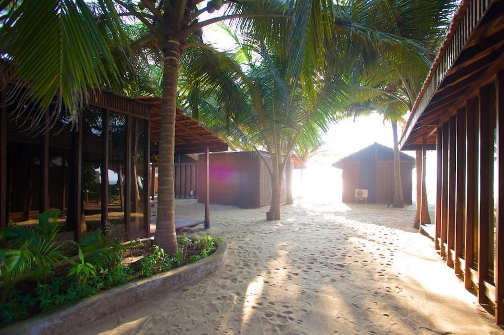 Dunhill Beach Resort Агонда Екстер'єр фото