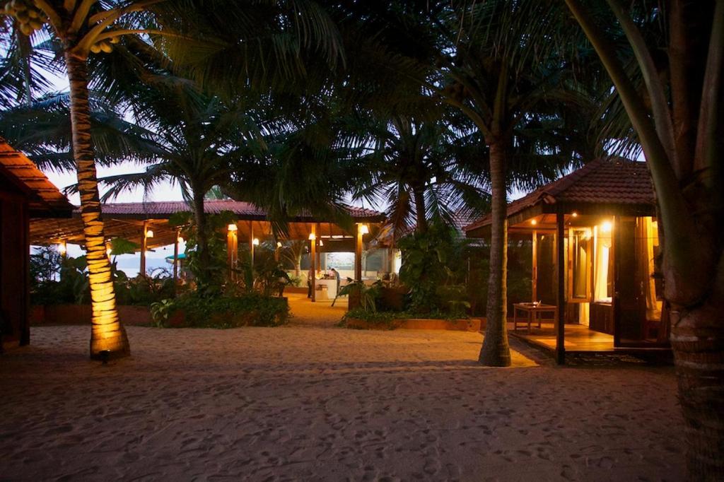 Dunhill Beach Resort Агонда Екстер'єр фото